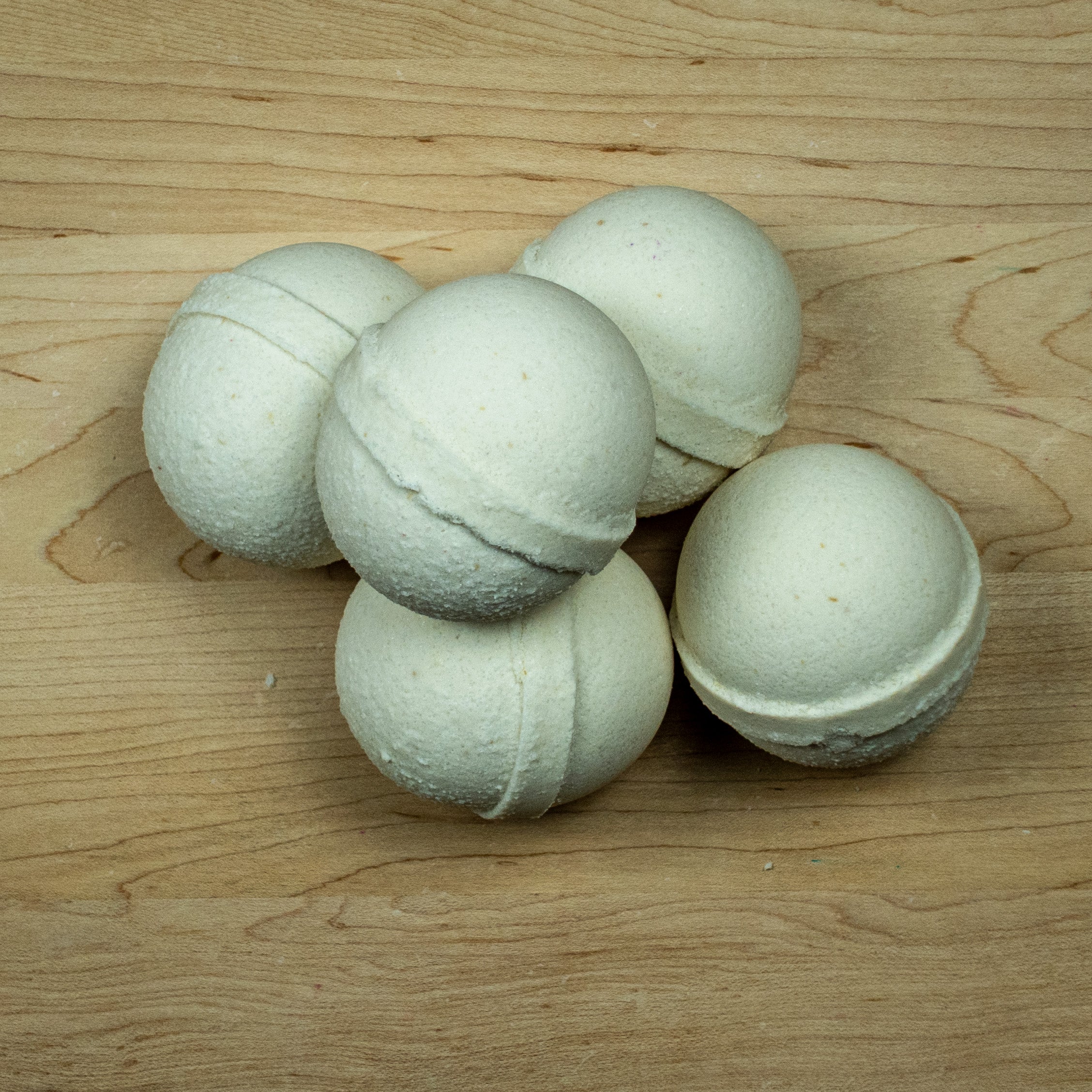 Aloe and Oatmeal Soak and Soothe Bath Bomb Product Photo 1